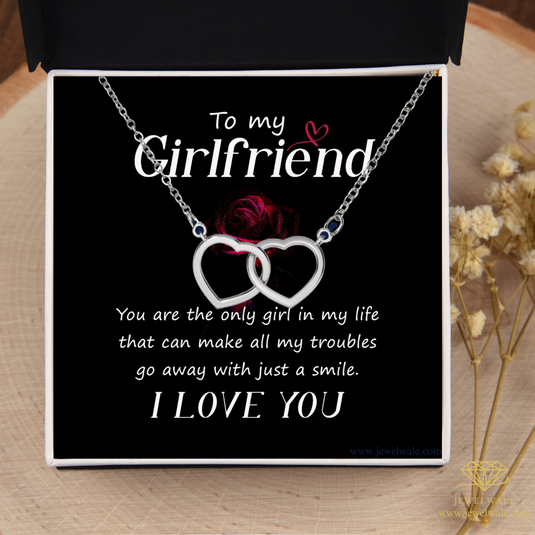 Unforgettable Gifts for Girlfriend - Interlocking Hearts Necklace